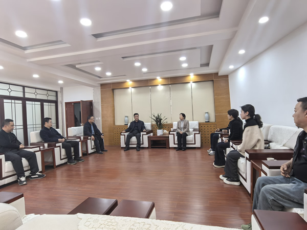 隴運集團(tuán)潤華旅游客運公司、晟游天下旅行社與隴南師范學(xué)院歷史文化與旅游學(xué)院達(dá)成見習(xí)合作意向